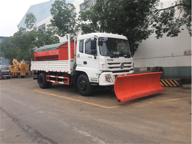 融雪劑散布車-程力東風3-12方融雪劑散布車廠家價格