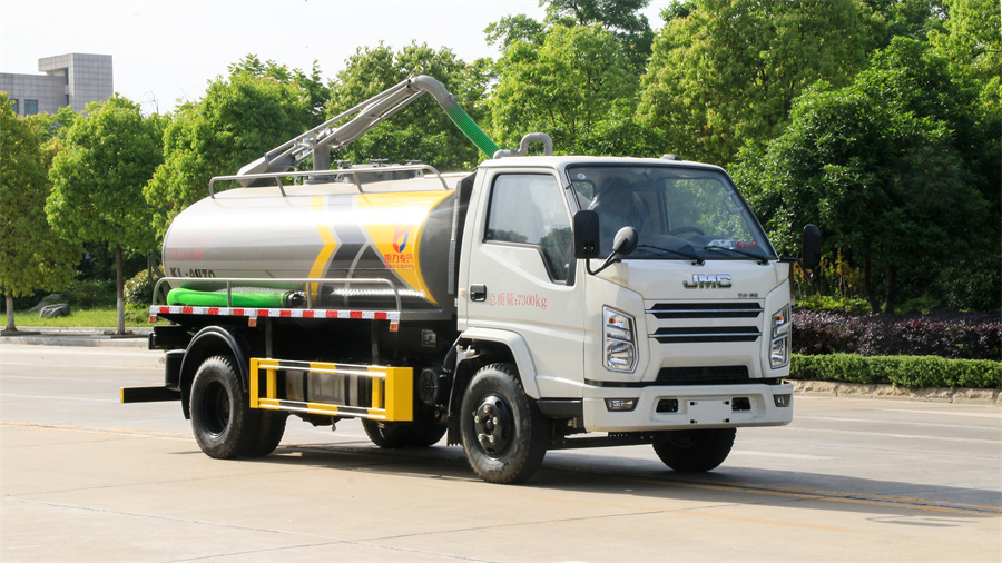 5噸吸糞車(chē)-程力江鈴順達(dá)5方吸糞車(chē)化糞池處理車(chē)廠家價(jià)格