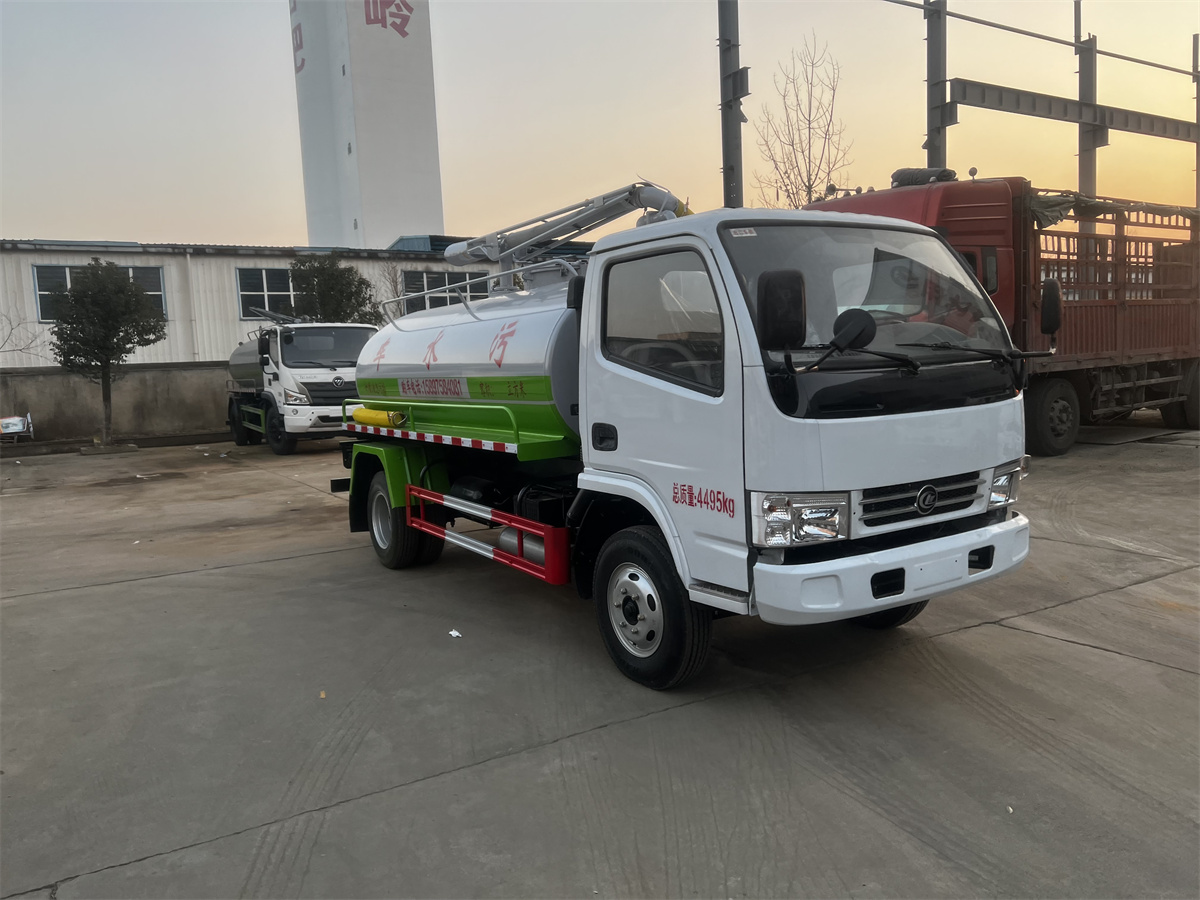5噸吸糞車(chē)-程力國(guó)三不上戶(hù)5方吸糞車(chē)化糞池處理車(chē)廠家價(jià)格
